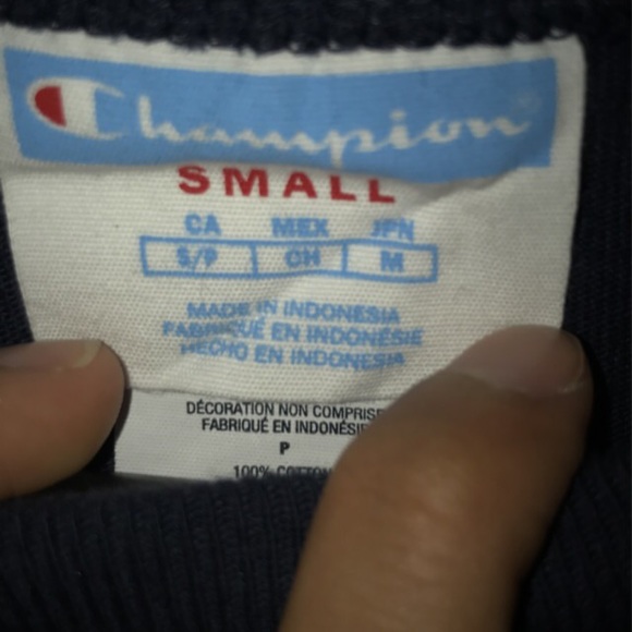 Champion Tee - Picture 4 of 4
